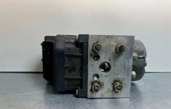 Subaru Forester SG ABS Pump 27534SA001 11000041660