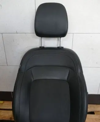 Front passenger seat