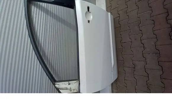 Nissan Quest Front door 