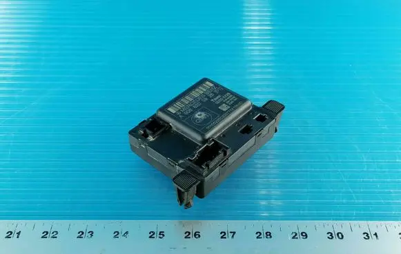 Volkswagen Crafter Door control unit/module A906820392601 0005228 00005228C2207714138AD