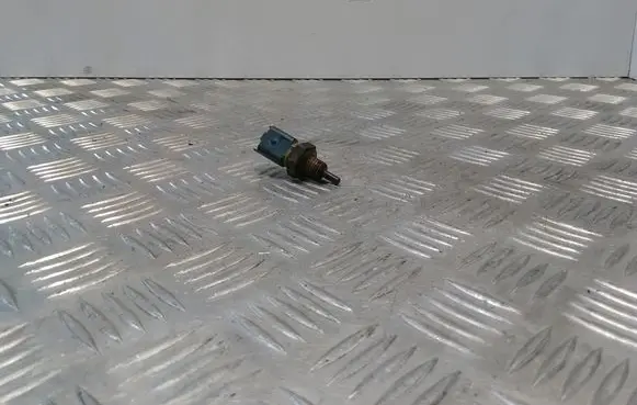 Coolant temperature sensor