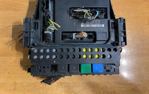 Mercedes-Benz A W169 Comfort/convenience module A1695405645 5DK00872822