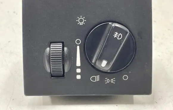 Chrysler Grand Voyager V Light switch P1AG39DX9AB