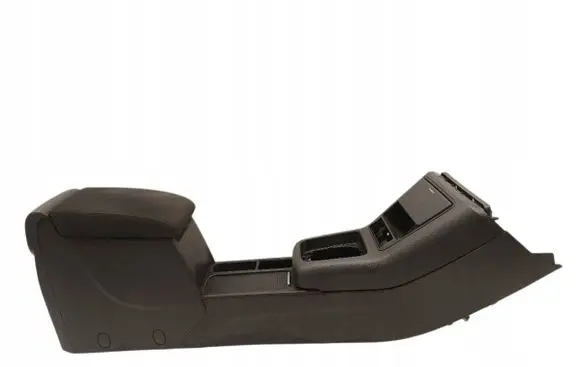 Volkswagen Tiguan Center console 