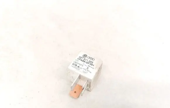 Volkswagen Golf IV Other relay 357911253
