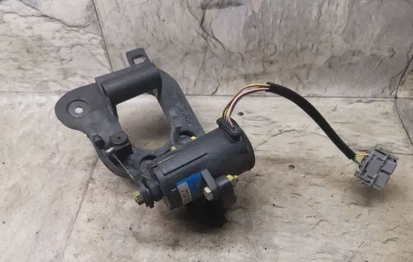 BMW 5 E39 Throttle position sensor 0205001040