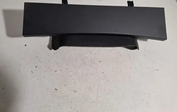 Steering wheel column trim