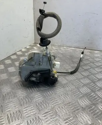 Audi A6 S6 C7 4G Front door lock 8J1837015C