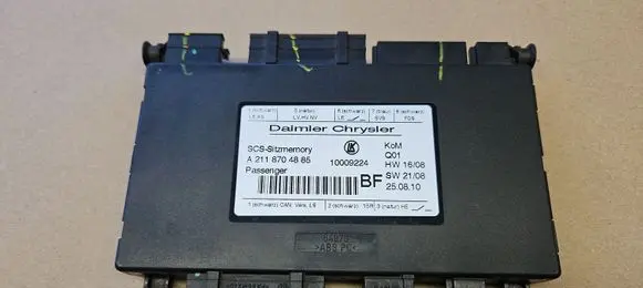 Mercedes-Benz GL X164 Seat control module A2118704885 2118704885