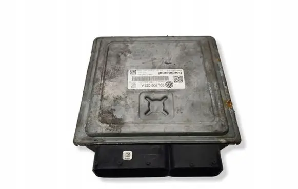 Volkswagen Golf VI Engine control unit/module 5WP42801A