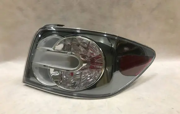 Mazda CX-7 Rear/tail lights EG21-51150 220-61583