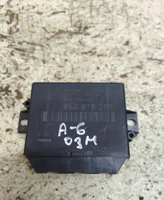 Audi A6 S6 C5 4B Parking PDC control unit/module 8E0919283