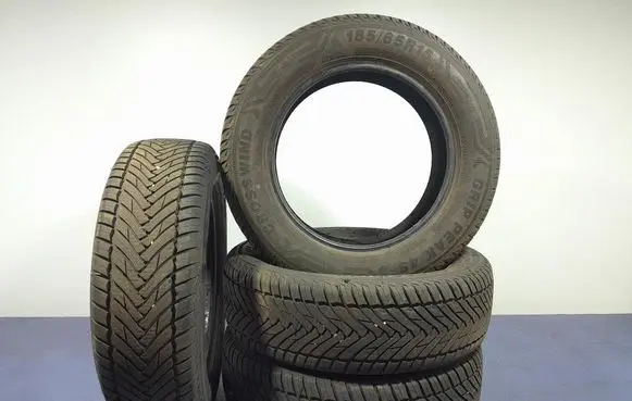 Dacia Sandero R17 C winter tire 8605068720512