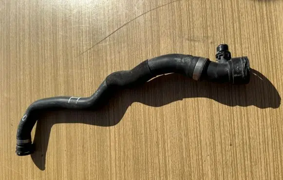 BMW X3 G01 Engine coolant pipe/hose 7535529