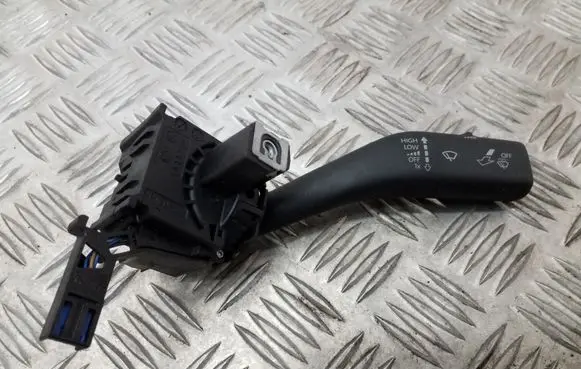 Volkswagen Golf V Wiper control stalk 1K0953519K