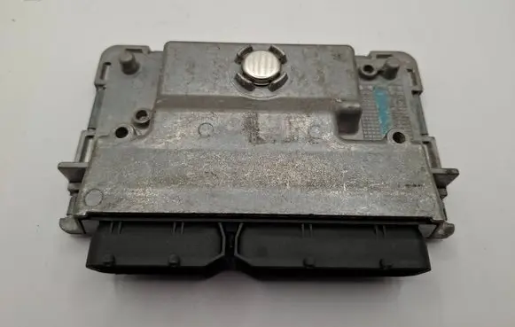 Seat Ibiza IV (6J,6P) Engine control unit/module 03e906019al