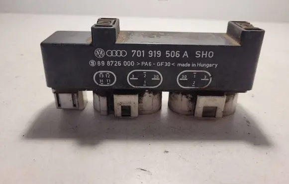 Volkswagen Sharan Coolant fan relay 701919506A 898726000