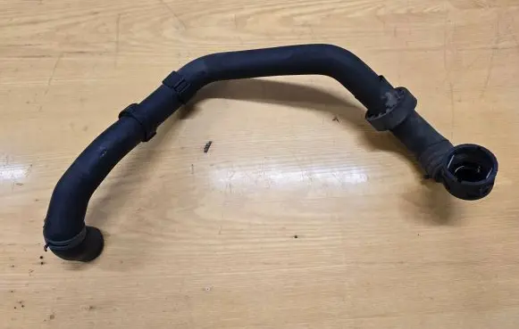 Volkswagen Caddy Engine coolant pipe/hose 2K0122291 2K0122051A
