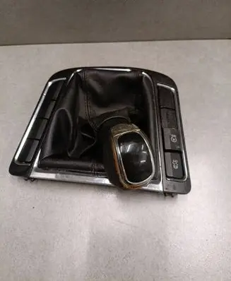 Skoda Superb B6 (3T) Gear shifter/selector 3T0711113M