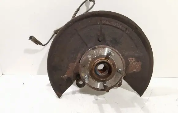 Front wheel hub
