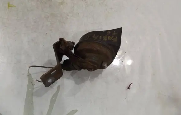 Skoda Fabia Mk2 (5J) Horn signal