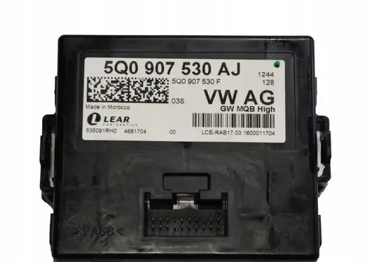 Volkswagen Golf VII Gateway control module 5Q0907530AJ
