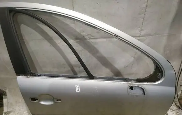 Peugeot 207 Front door PILKOS