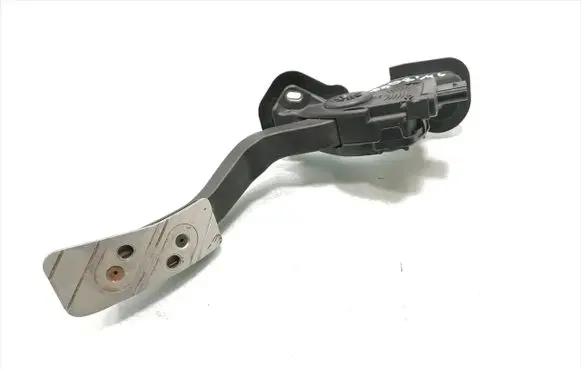 Mazda 6 Accelerator throttle pedal GS8T-41600