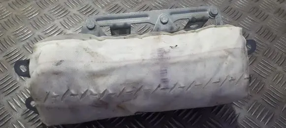 Ford Focus Passenger airbag 30338449B 100394110
