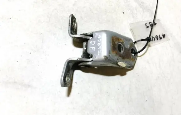 Mazda 3 I Rear door lower hinge