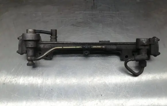 Mercedes-Benz E W210 Fuel main line pipe R1110781045