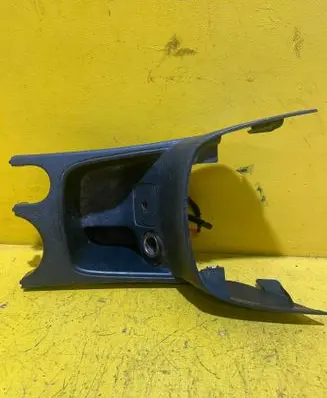 Ford Fiesta Center console 8A61A044C74A