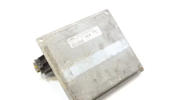 Ford Fiesta Engine control unit/module 6S6112A650FF