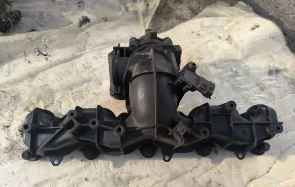 Peugeot Boxer Intake manifold BK2Q9424C