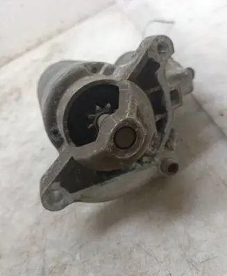 Peugeot 207 Starter motor F000AL1527