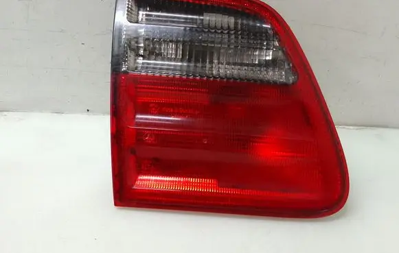 Mercedes-Benz E W210 Tailgate rear/tail lights A2108207364