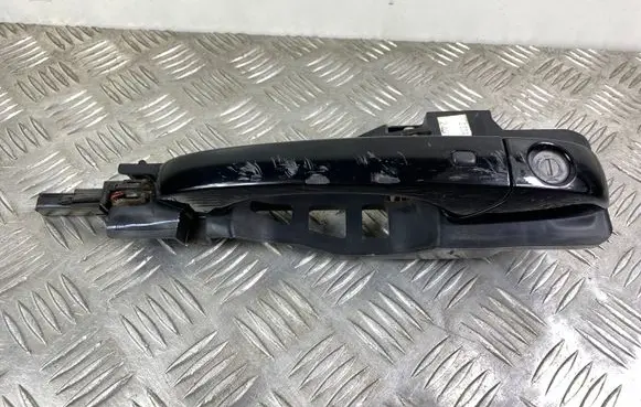 Dodge Durango Front door exterior handle 04589887AD