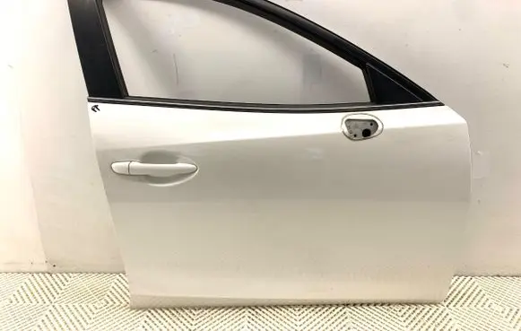 Mazda 3 II Front door 25D