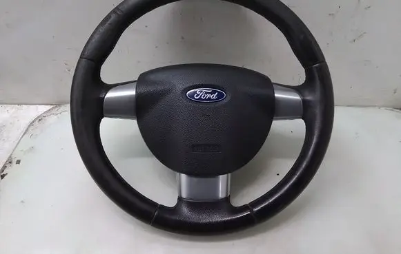 Ford Focus Steering wheel
