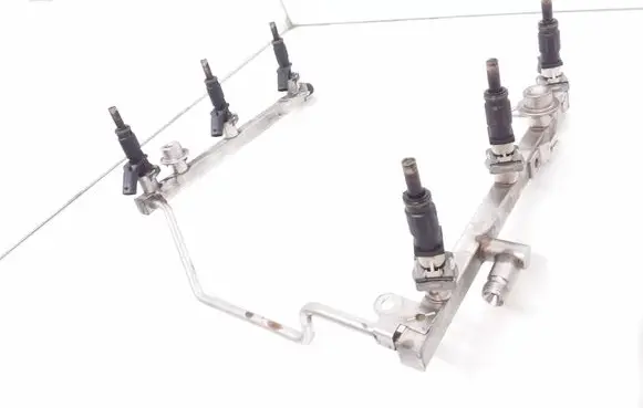 Mercedes-Benz R W251 Fuel injectors set A2720780249 7238C08302 A2720700995