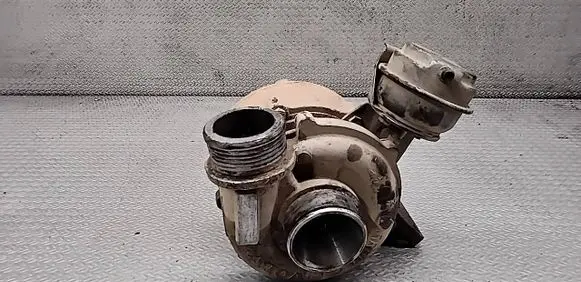 Volvo XC90 Turbo GT2052V 8689592 7231074