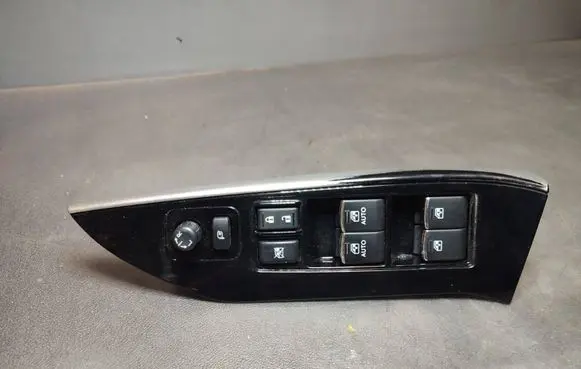 Subaru Forester SJ Electric window control switch 94263SG170 83071SG090 83061FJ000