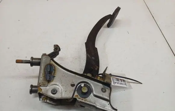 Mazda Premacy Clutch pedal 