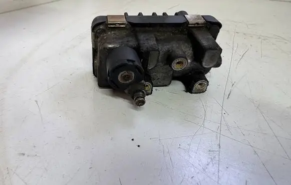 BMW 5 E60 E61 Turbine electric control actuator 03018