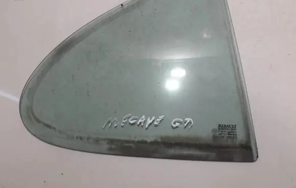 Renault Megane I Rear vent window glass 
