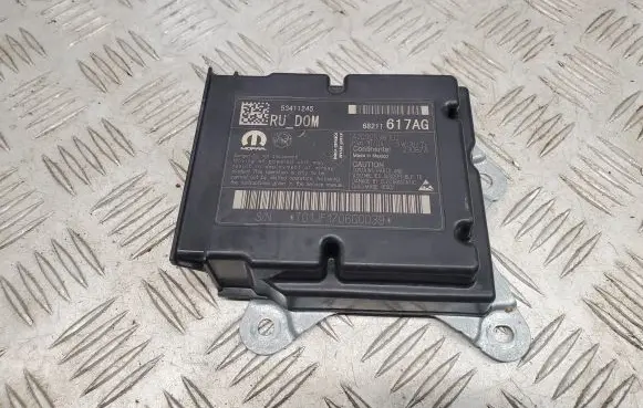 Chrysler Pacifica Airbag control unit/module 68211617AG
