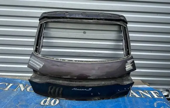 Porsche Macan (95B) Tailgate/trunk/boot lid 95B827123