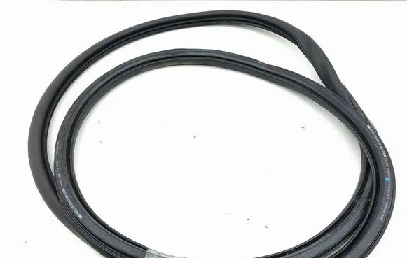 Peugeot 3008 III Rubber seal front door (on door) 