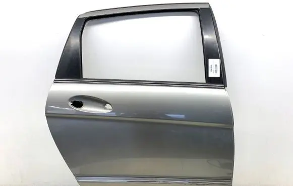 Mercedes-Benz B W245 Rear door 