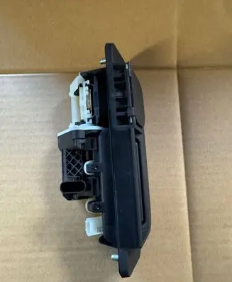 Tailgate trunk handle